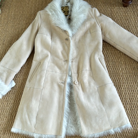 WOLFIE FURS NAPPA SUEDE AND TOSCANA SHEARLING FUR COAT IN CREAM COLLAR/CUFFS US6 - Picture 13 of 15